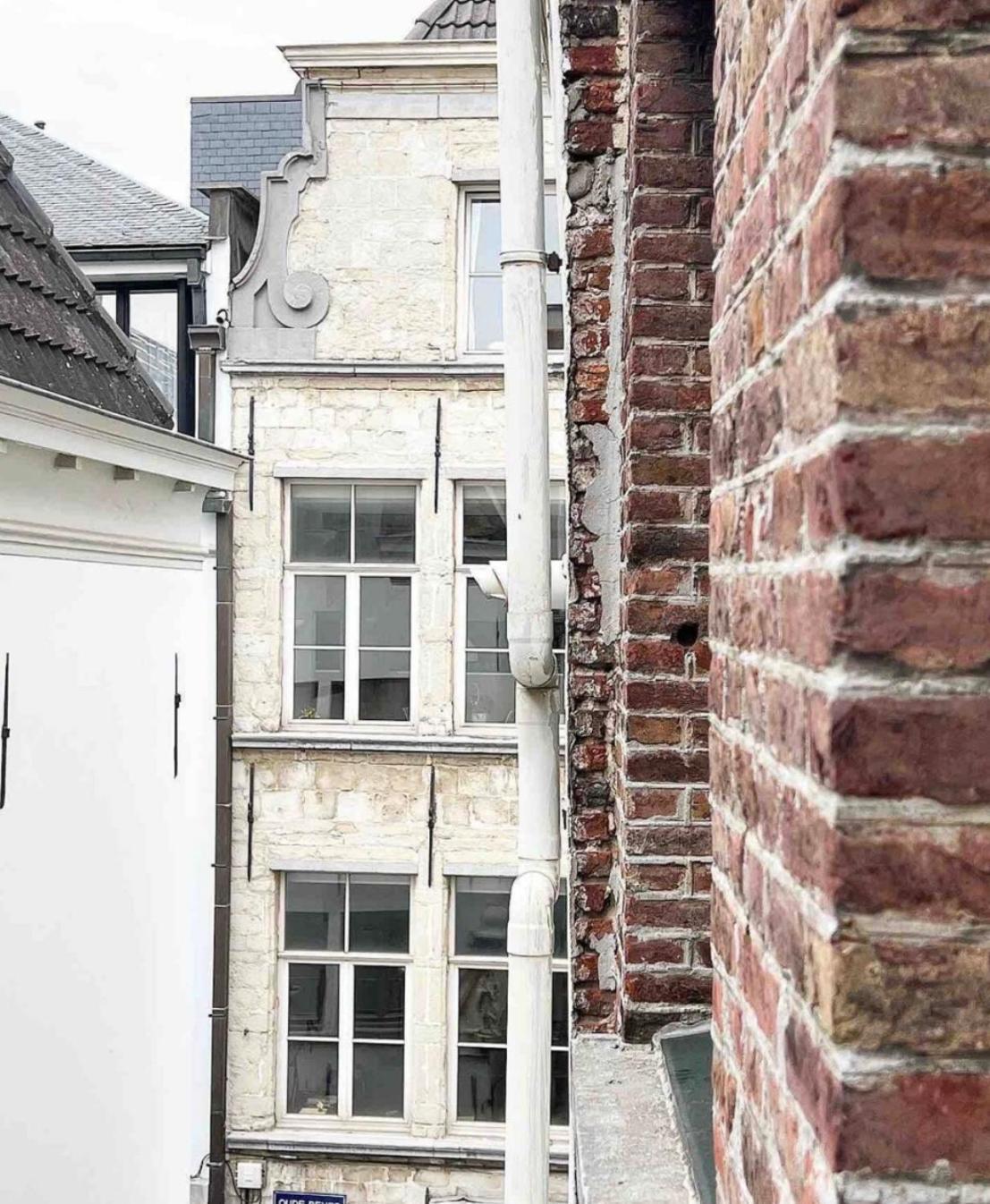 Antwerp Studio'S Apartment Bagian luar foto
